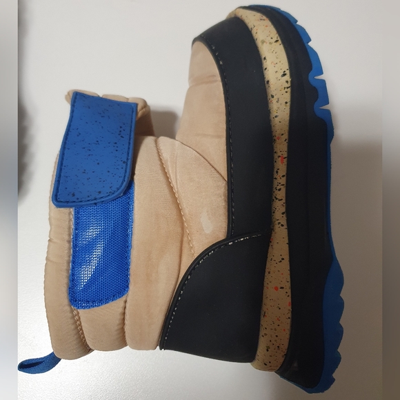 ZARA Quilted Technical Boots - Picture 4 of 4